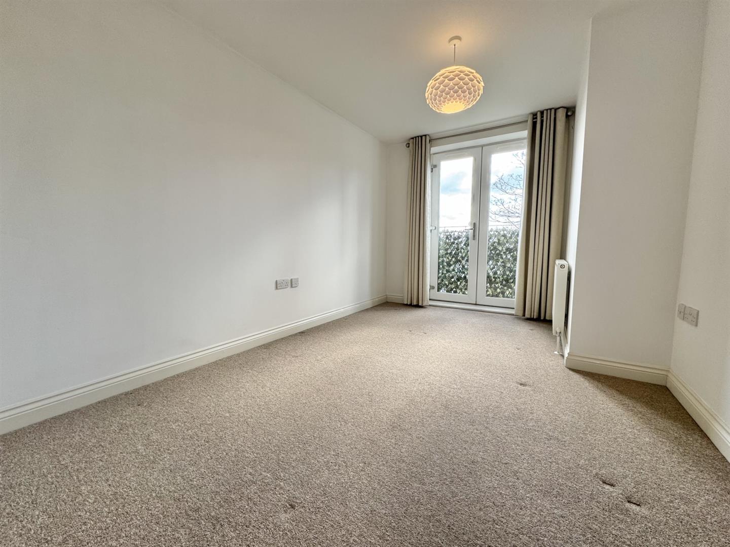 Helena Court, Wood Green